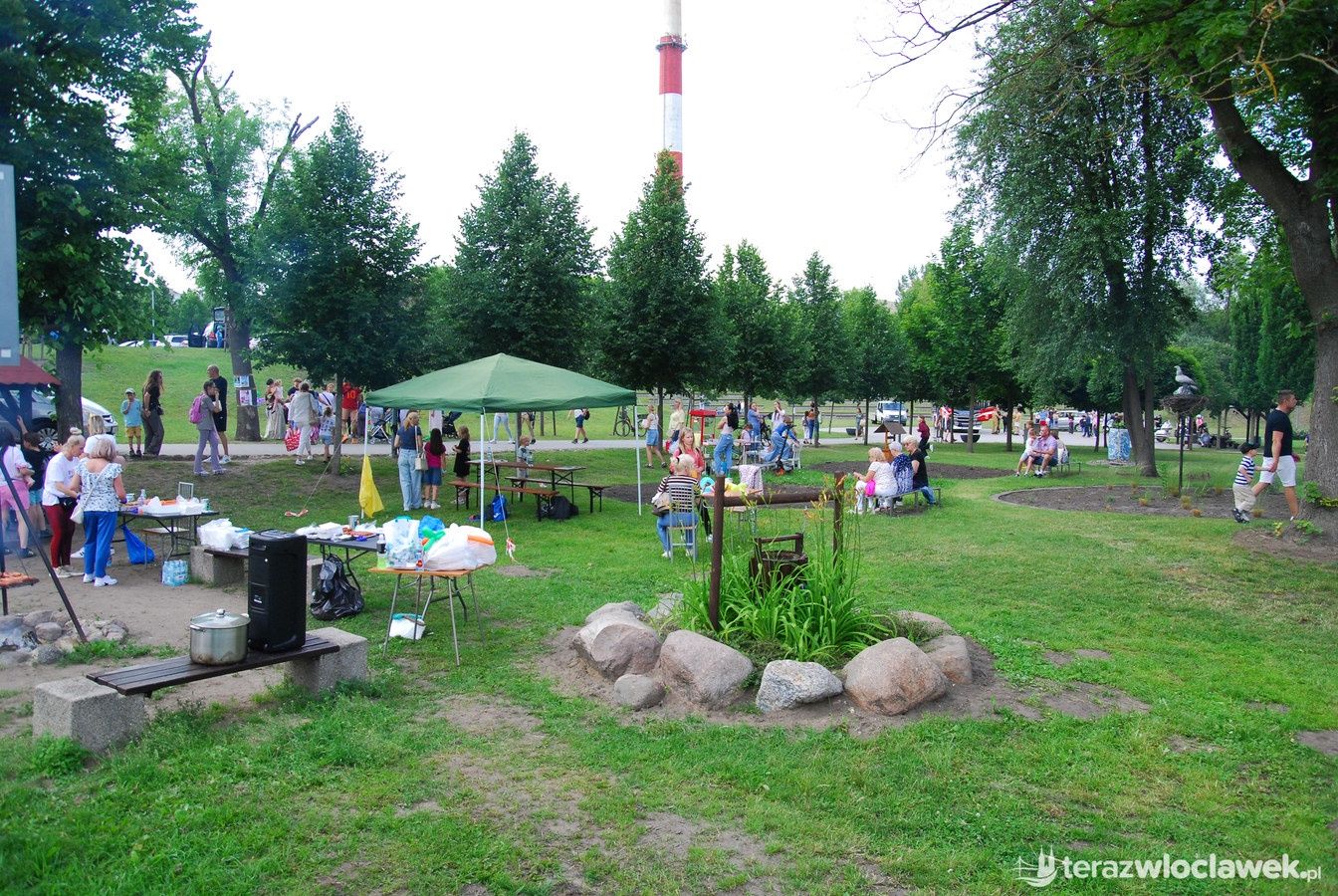 Piknik charytatywny dla Arturka na Słodowie