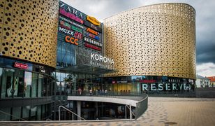 Polacy boją się centrów handlowych. Większość unika zakupów