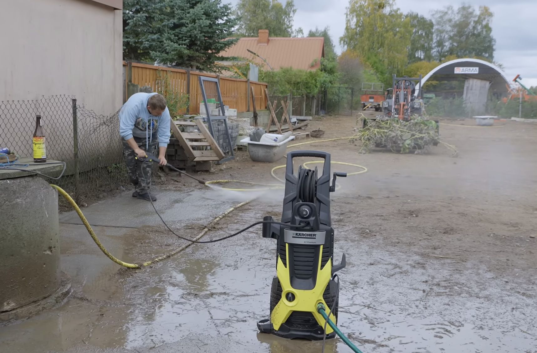 Remont na podwórku u Andrzeja z PLutycz