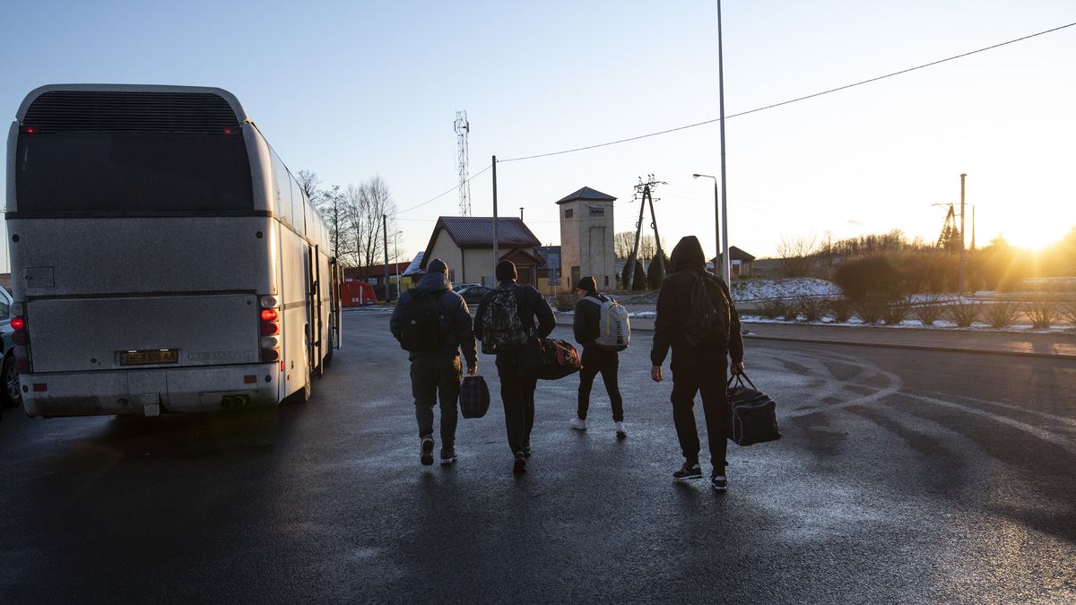 Kryzys uderza w przewoźników i producentów autobusów.