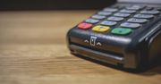 Możliwa awaria. Problemy z transakcjami Visa, BLIK i Mastercard
