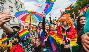 Gdańscy nauczyciele będą się szkolić, aby wspierać nastolatków LGBT+. Radni PiS zawiadamiają Czarnka i kuratorium