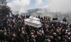 Podczas izraelskich nalotów na Liban zginęło ponad 2 tys. osób