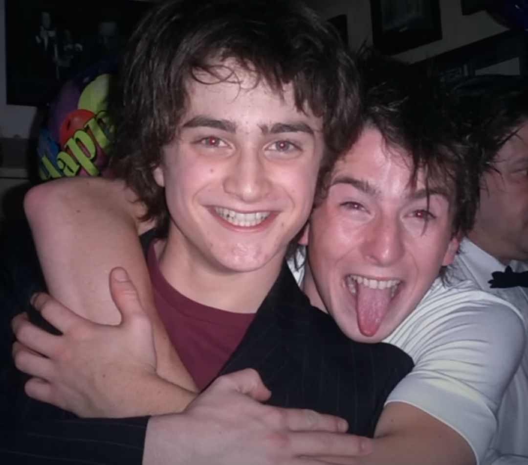 Daniel Radcliffe i David Holmes na planie "Harry'ego Pottera"