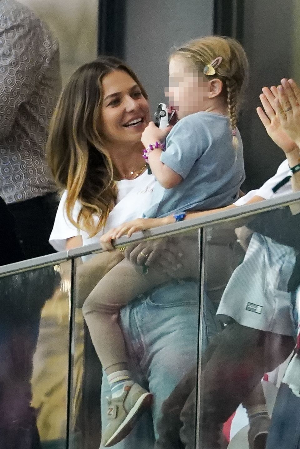 Anna Lewandowska kibicuje w meczu Polska - Anglia