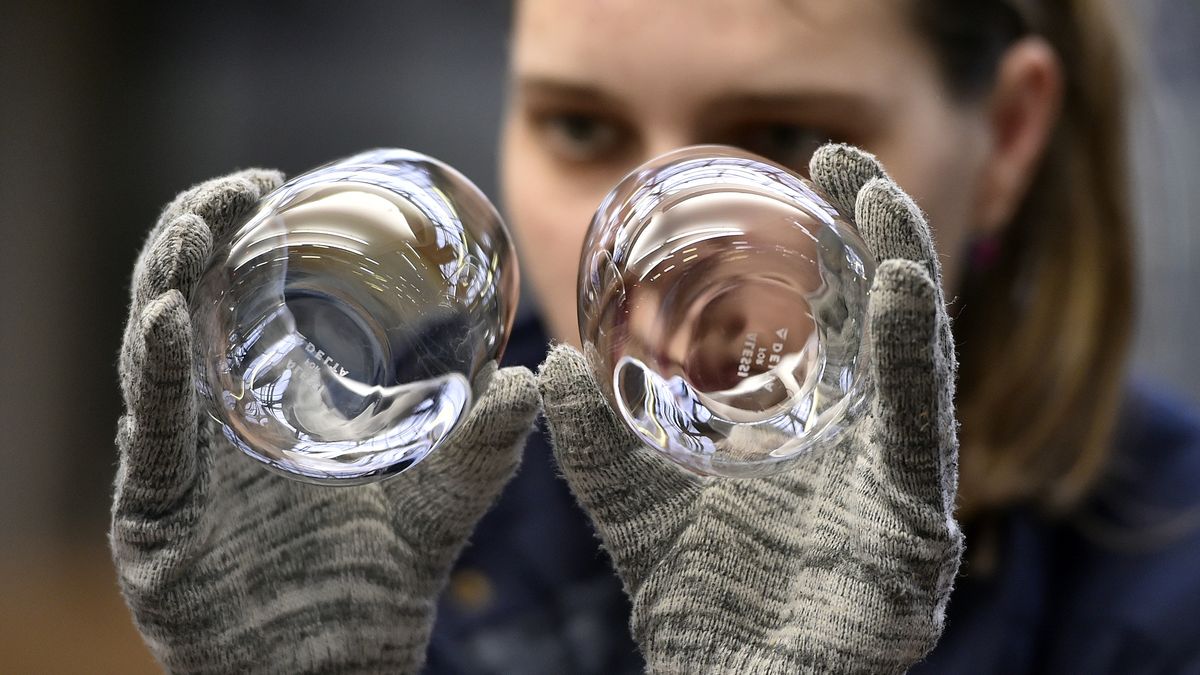 Rozwiązały umowę zlecenie, bo matka ciężko zachorowała