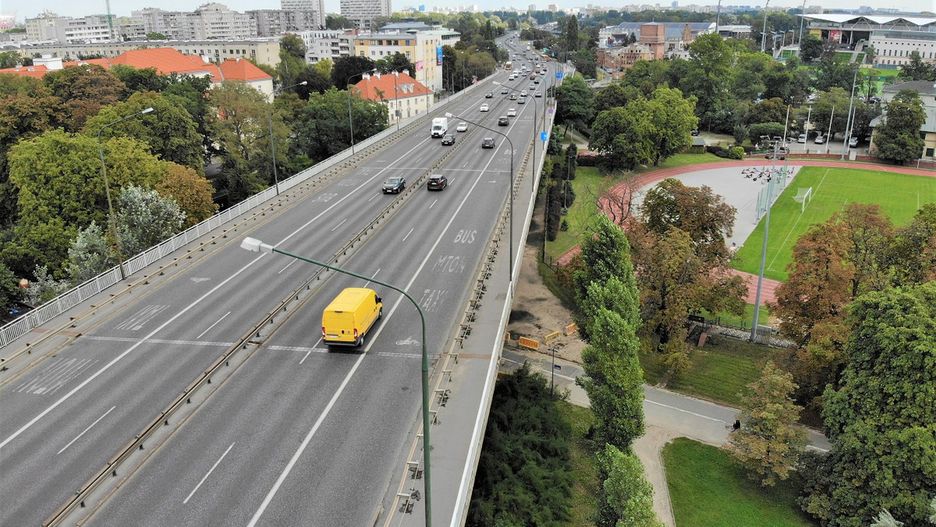 Warszawa. Wiadukty Trasy Łazienkowskiej