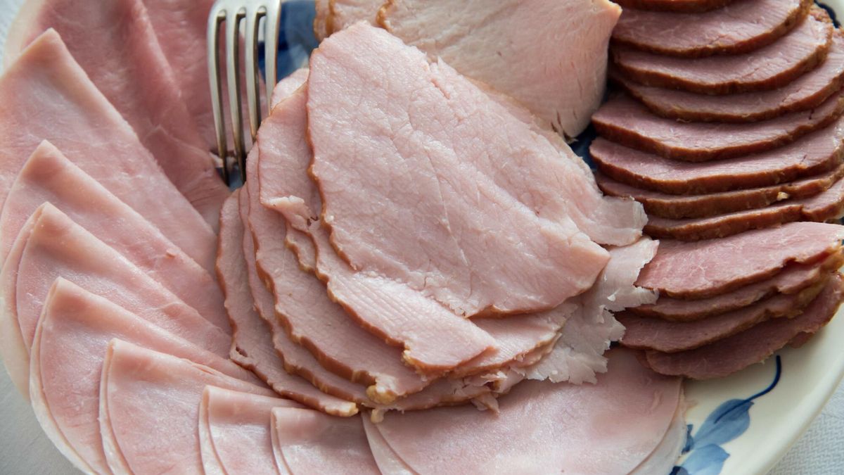 Jak wybrać dobrą wędlinę na Wielkanoc? Dietetyczka podpowiada