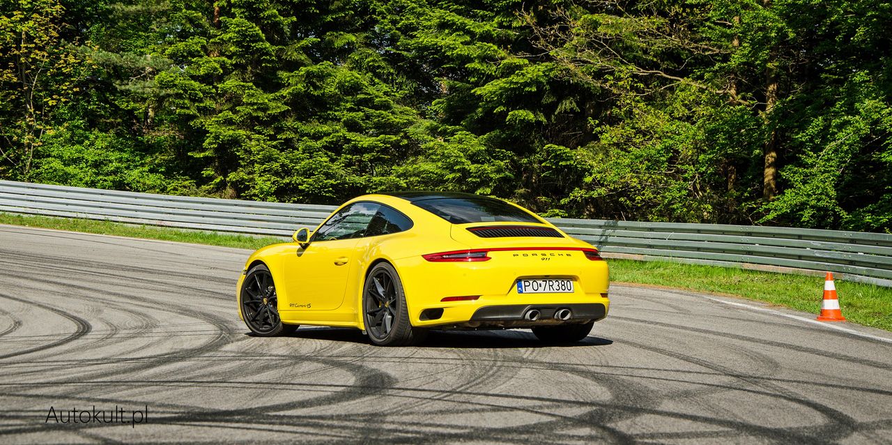 Porsche 911 Carrera 4S (2016) - test, opinia, cena, spalanie