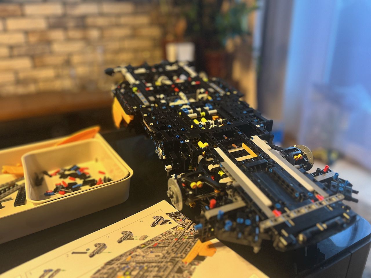 Składanie McLarena P1 z klocków LEGO krok po kroku