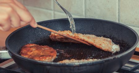 Nie używaj tłuczka. Już nigdy nie zrobisz kotletów inaczej
