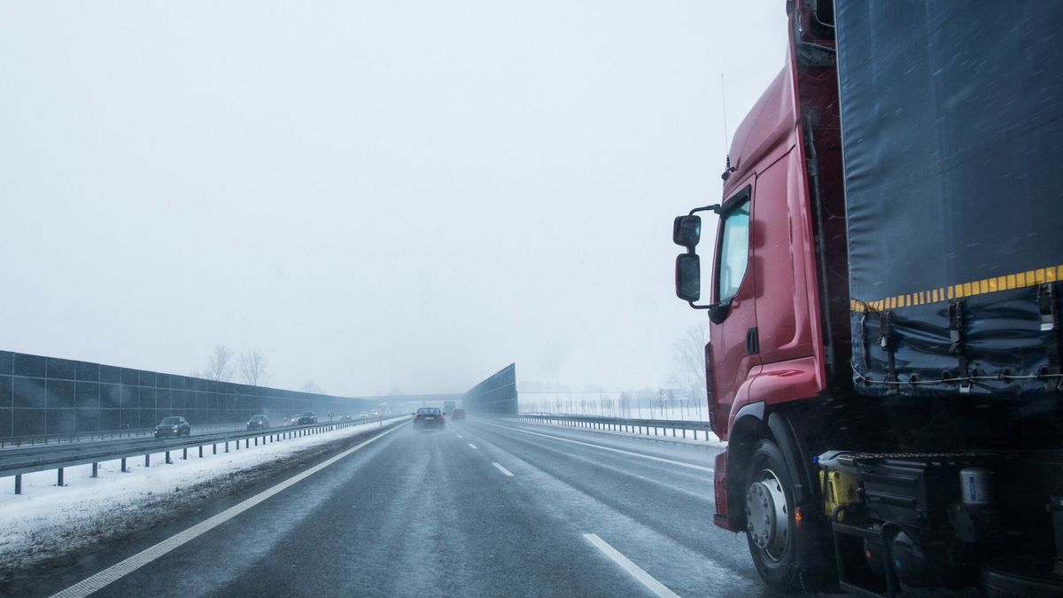 Kierowcy chcieli nagrać miejsce wypadku. Słono zapłacą.