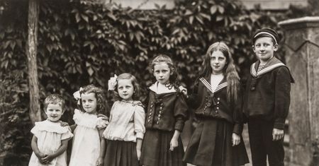 Stworzony przez Augusta Sandera portret zbiorowy społeczeństwa niemieckiego należy do najwybitniejszych osiągnięć fotografii XX wieku