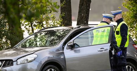Tragedia na Ursynowie. 20-latek wypadł z 13. piętra bloku
