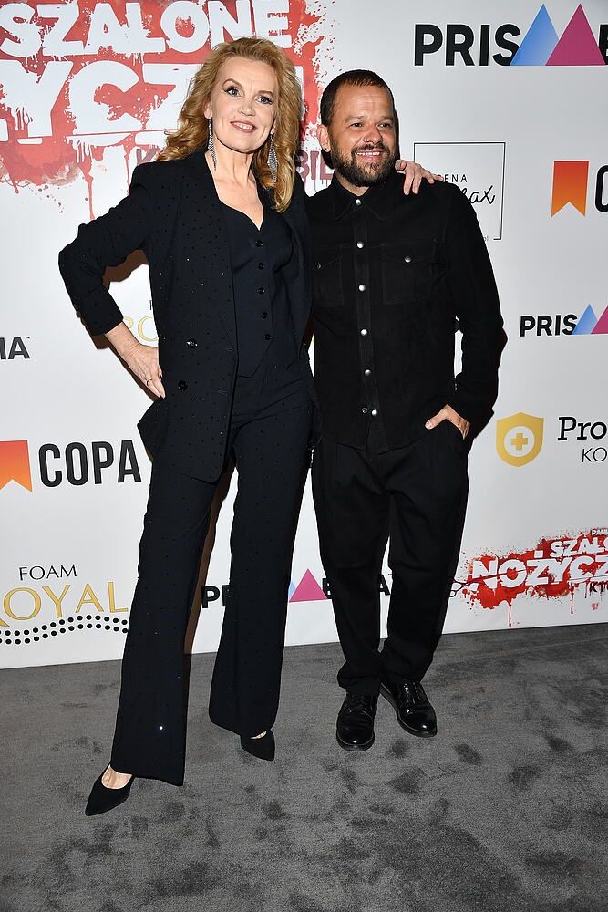 Gwiazdy brylują na salonach podczas premiery spektaklu