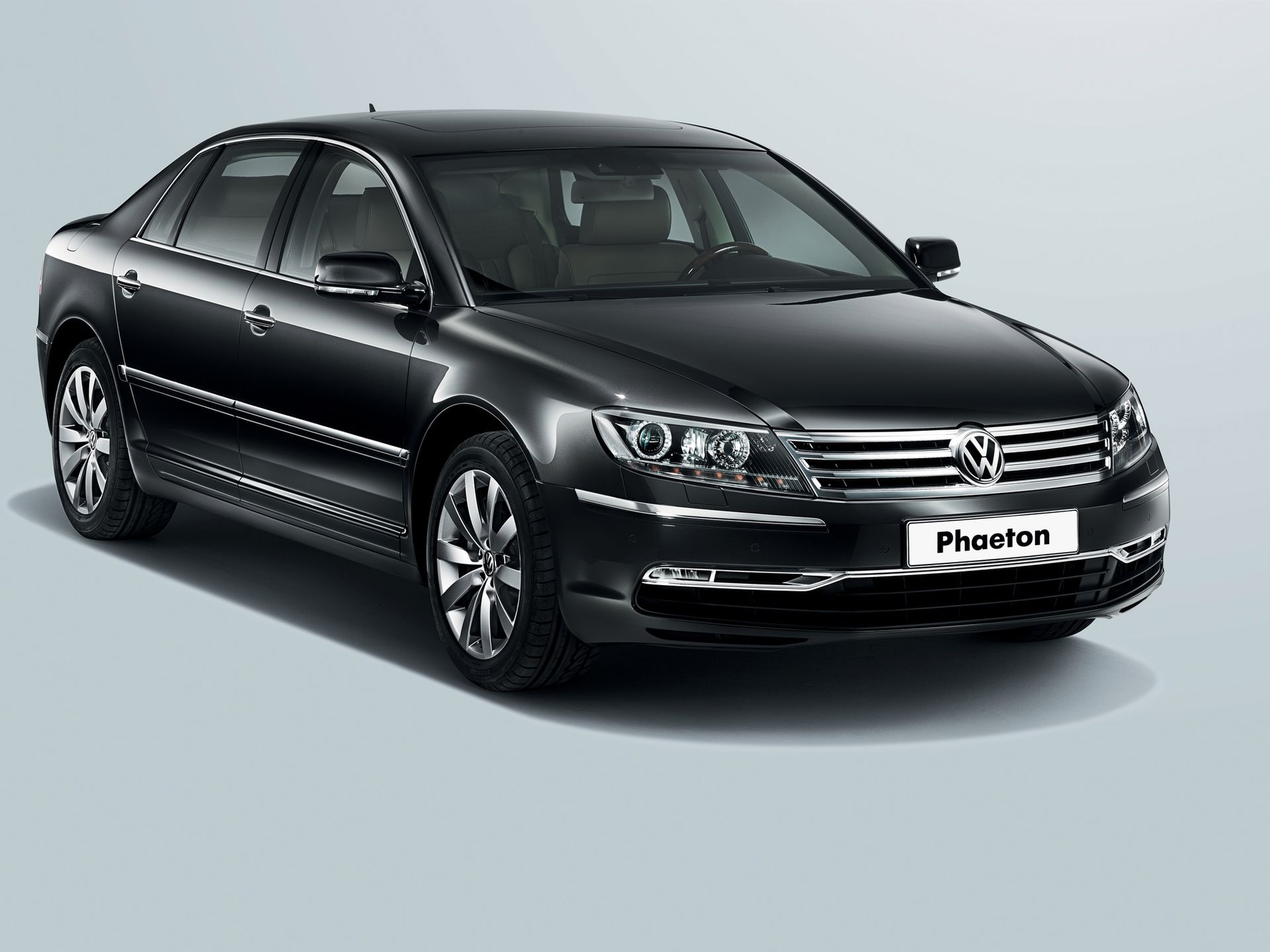 Volkswagen Phaeton 2