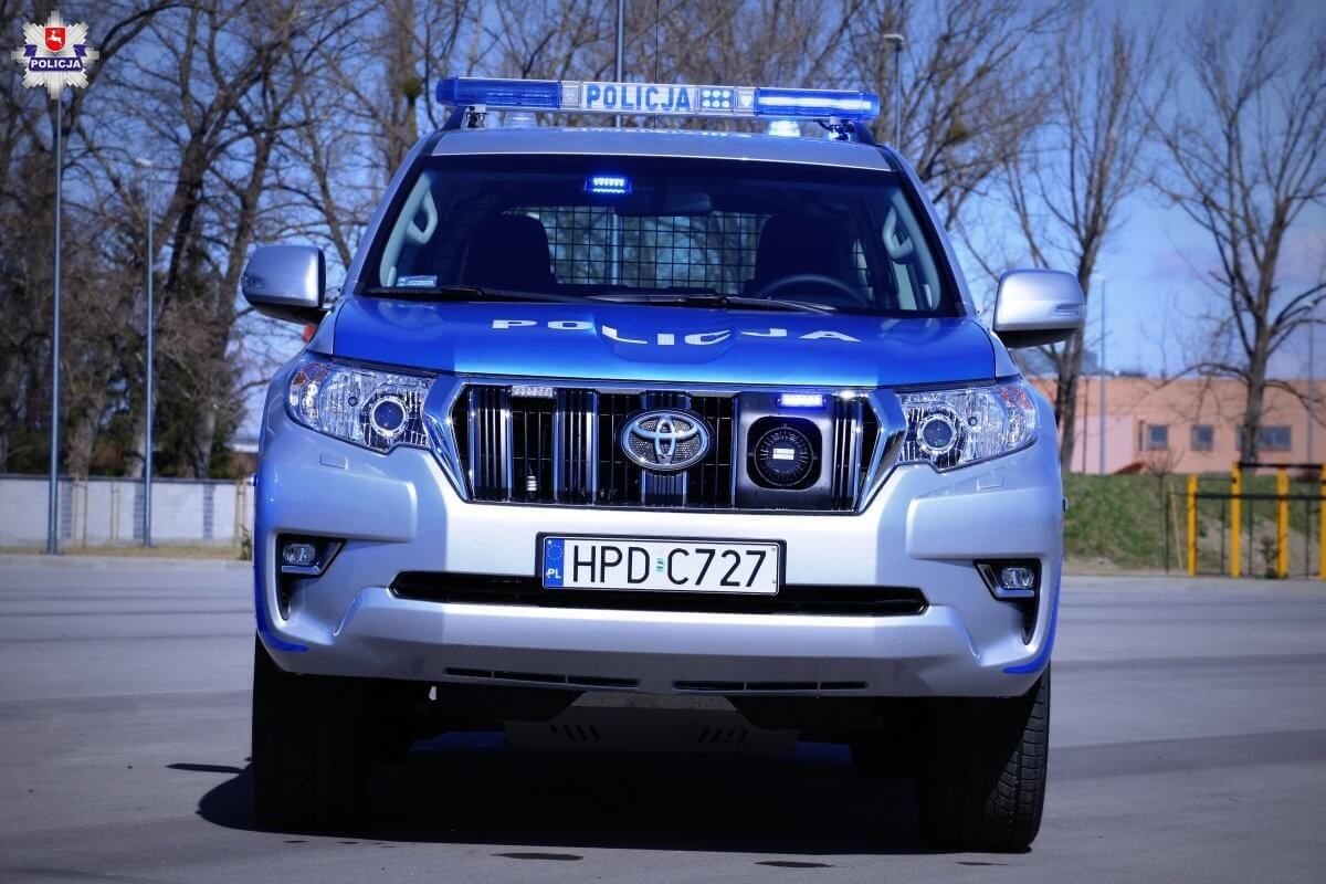 Toyoty Land Cruiser jako nowe radiowozy