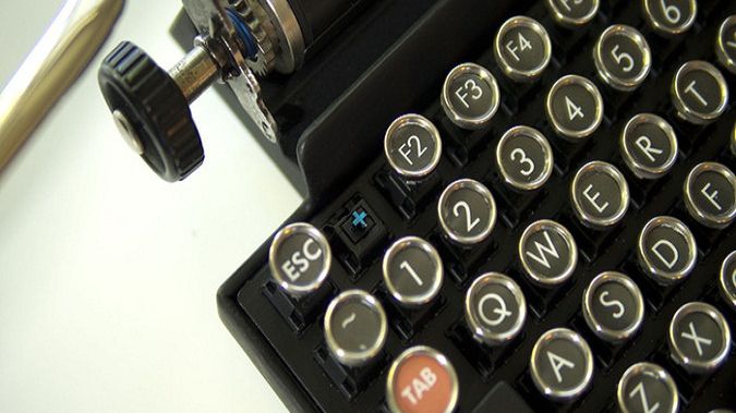 The Qwerkywriter – poczuj się jak pisarz! Maszyna do pisania w nowoczesnej formie 1