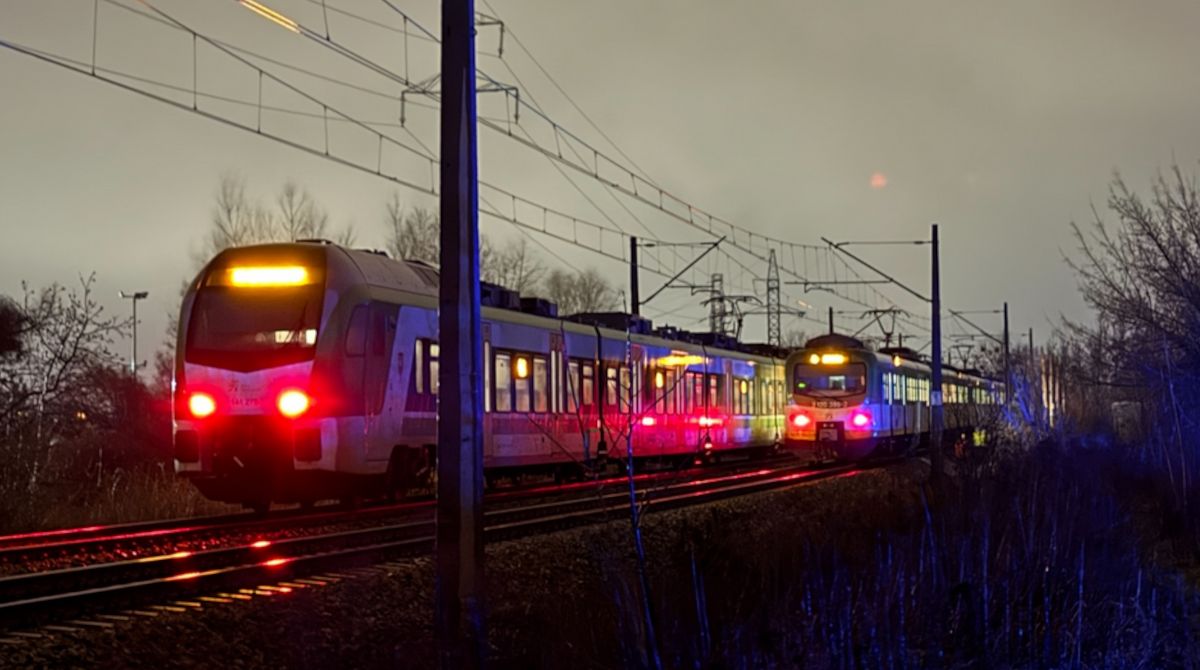 18-latek wtargnął pod pociąg we Włochach. Zginął na miejscu