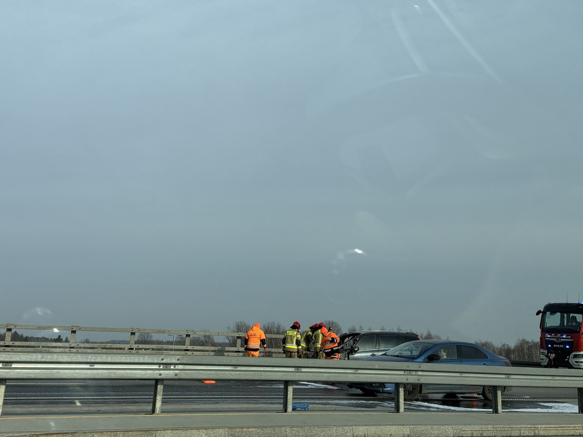 Pożar samochodu na S17