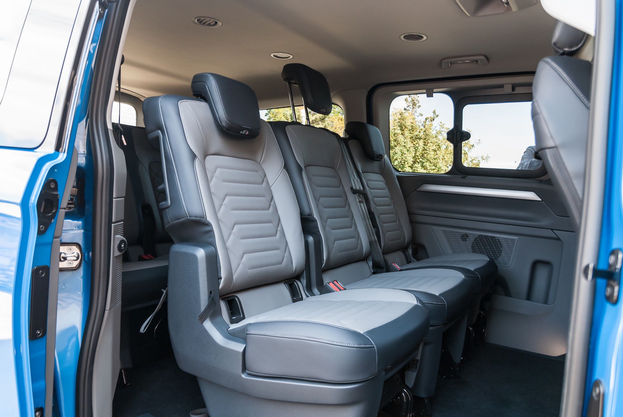Volkswagen Transporter T7 Caravelle