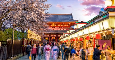 Chińskie biura podróży wstrzymują sprzedaż wycieczek do Japonii