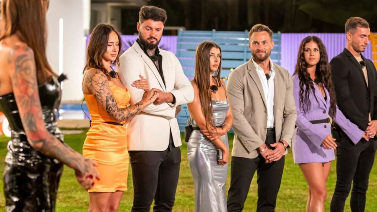 "Love Island 8". Widzowie wskazali najmniej lubiane pary. Nagle zwrot akcji!