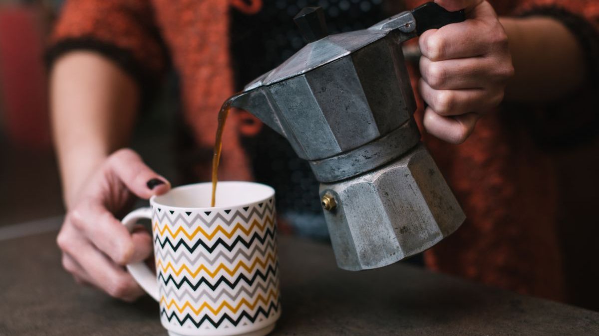 Wiele osób uważa, że nie należy pić kawy przed śniadaniem