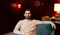 Wirtualna Polska rozwija się na YouTube. Ruszył kanał „Balans” z Kubą Jankowskim