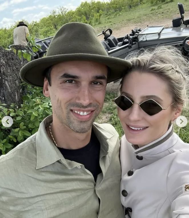 Andrzej Bachleda-Curuś z żoną Bernadettą