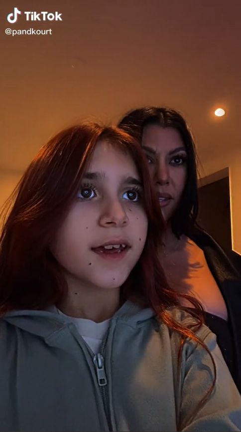 Penelope Disick robi makijaż na TikToku