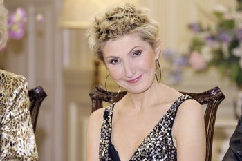 Żyje u boku 75-letniego reżysera. Ich związek budził kontrowersje