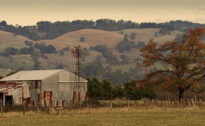 Fragment Australii o rozmiarze większym niż powierzchnia Irlandii w rękach jednej osoby