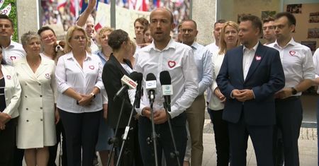 “Drużyna Koalicji Obywatelskiej jest gotowa do wyborczej walki”. KO otworzyła Sztab Obywatelski