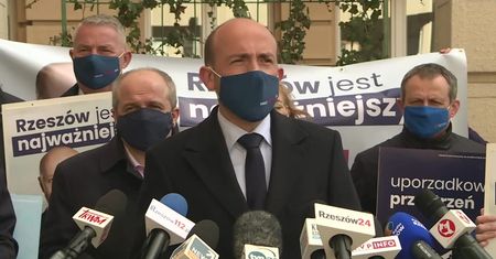 “PiS myśli o tym, jak odwlec swoją klęskę”. B. Budka o możliwej zmianie terminu wyborów w Rzeszowie