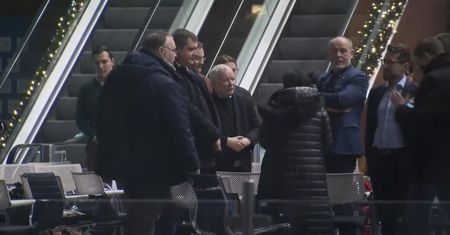 Politycy PiS spędzili noc w siedzibie TVP