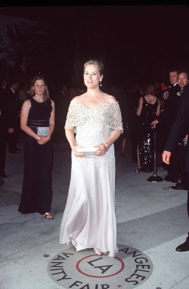 Oscary 1999 – Meryl Streep w kwiecistej sukni od Valentino.