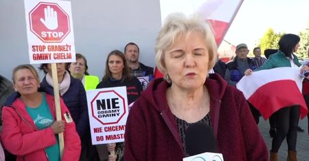 “To zamach na nasze podatki!”. Mieszkańcy gminy Chełm protestują p-ko przyłączeniu okolicznych sołectw do miasta.