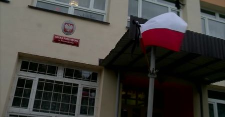 Dzieci wróciły do szkoły w Przewodowie. Są pod opieką psychologa