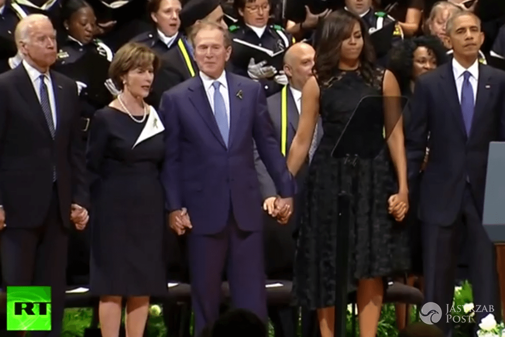George W. Bush tańczy na pogrzebie