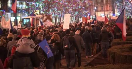 Masowe protesty w Pradze. Czesi domagają się dymisji premiera A. Babisza
