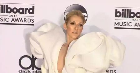 Ostatni album Celine Dion spadł z 1. na… 111. miejsce notowania Billboard 200 w ciągu jednego tygodnia