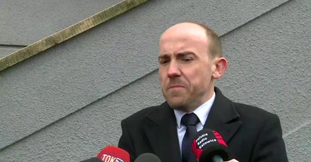 B. Budka pyta o pracownika sądu w Katowicach, który wieszał zdjęcia polityków na szubienicach
