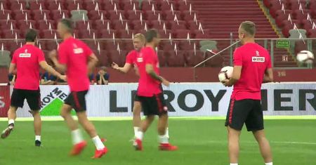 Kadrowicze trenowali na Stadionie Narodowym, gdzie w poniedziałek zmierzą się z Izraelem