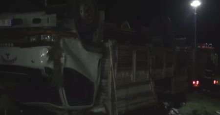 5 osób zginęło, a 37 zostało rannych w wypadku ciężarówki przewożącej migrantów w Turcji