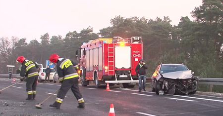 Karambol z udziałem 11 samochodów na S3. Nie ma ofiar śmiertelnych