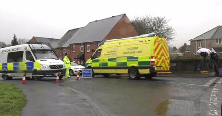W Salisbury pojawiło się 180 wojskowych. Brytyjska armia włącza się w śledztwo dotyczące otrucia S. Skripala