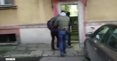 “Łowcy cieni” zatrzymali ściganego członka grupy “Krakowiaka”