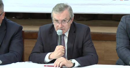 „Wszyscy jesteśmy przeciwko aborcji”. Wicepremier na spotkaniu z mieszkańcami Małopolski