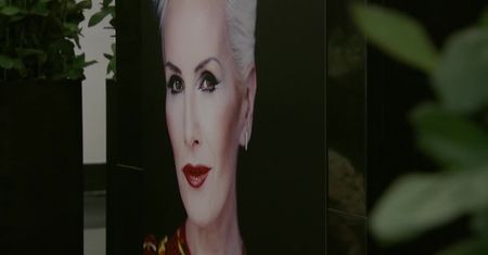 “Przeszła piekło, ale nigdy nie widziałem kogoś z taką siłą życia”. Pogrzeb Kory na warszawskim cmentarzu powązkowskim